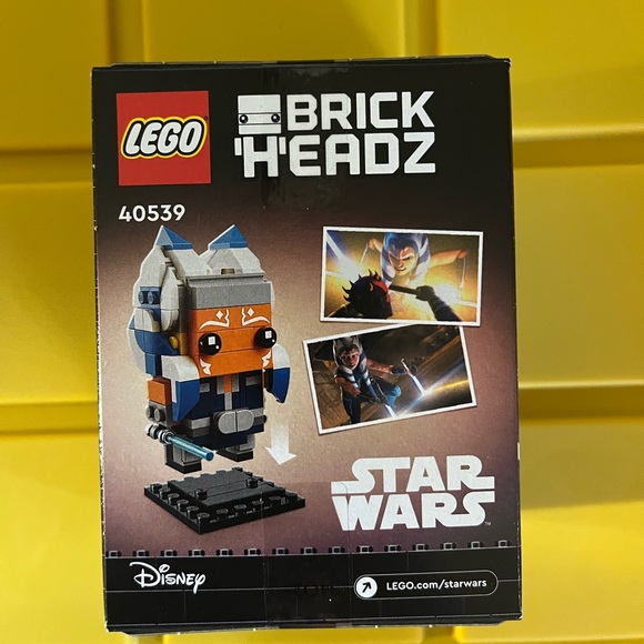 LEGO BRICKHEADZ: Ahsoka Tano (40539) NEW UNOPENED *Retired LEGO Set* - Picture 3 of 6